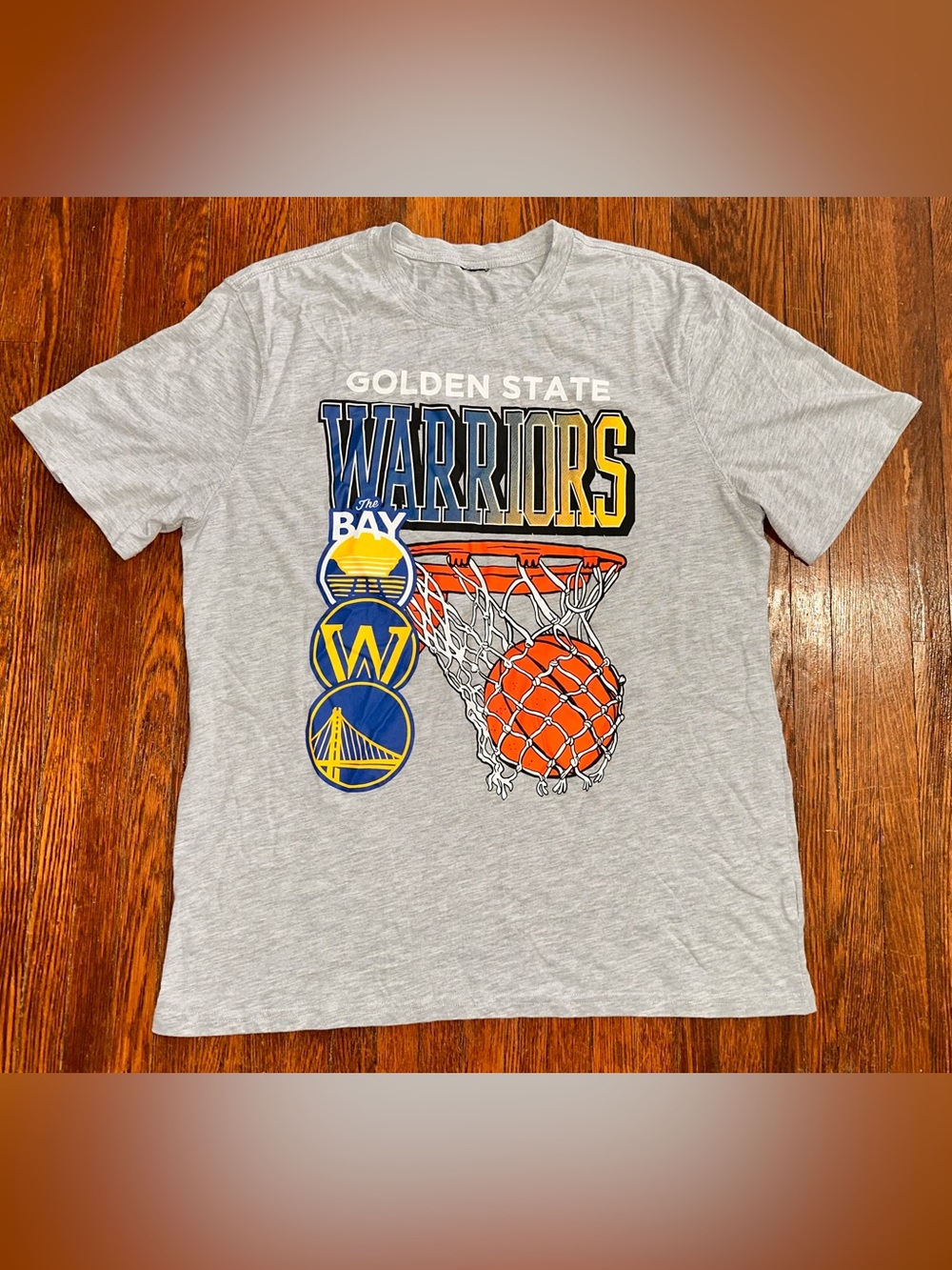 Mens Large Golden State Warriors Basketball NBA Gray Short Sleeve Shirt